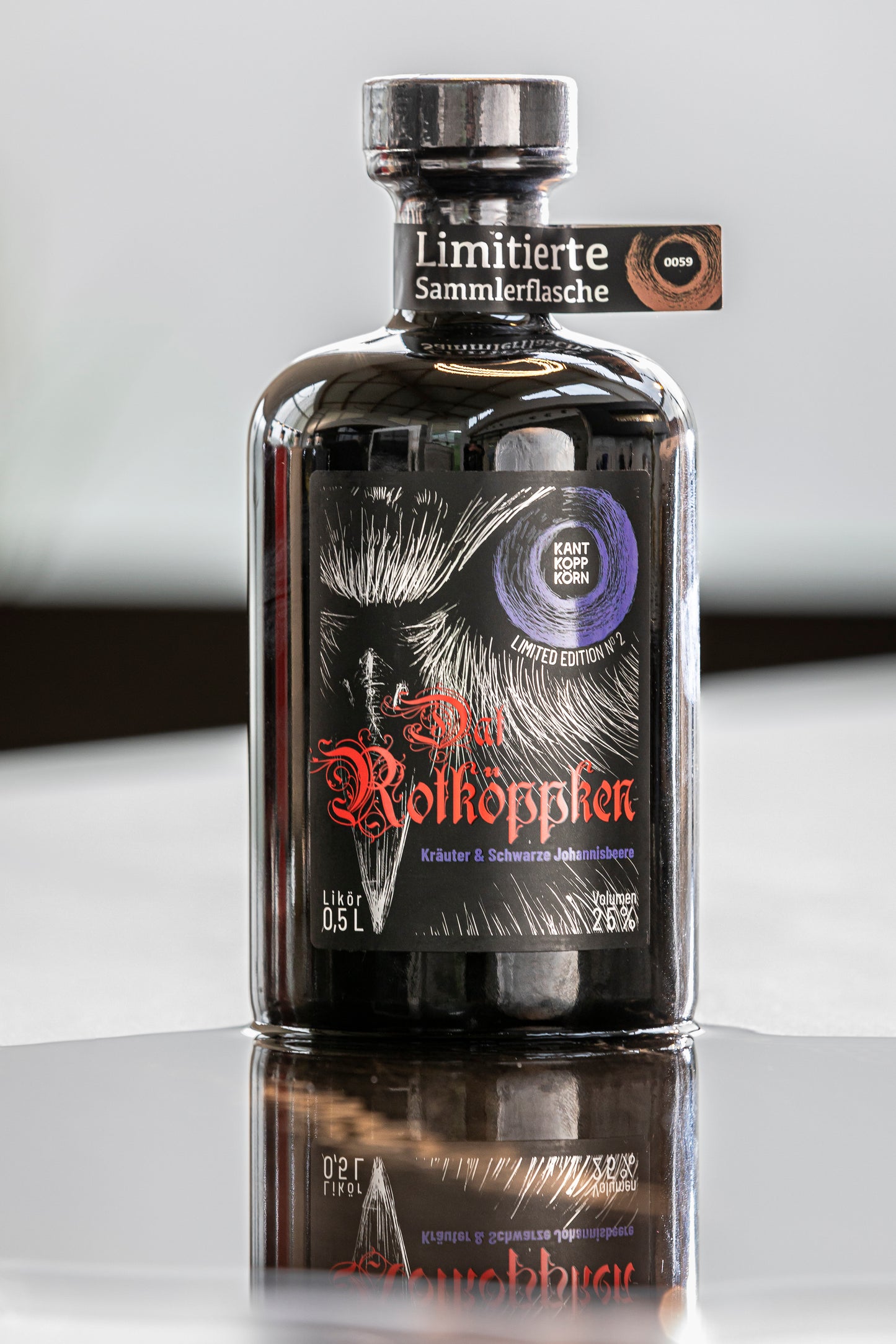 Dat Rotköppken Kräuter & Schwarze Johannisbeeren-Likör 25 % Vol. 500 ml Flakon